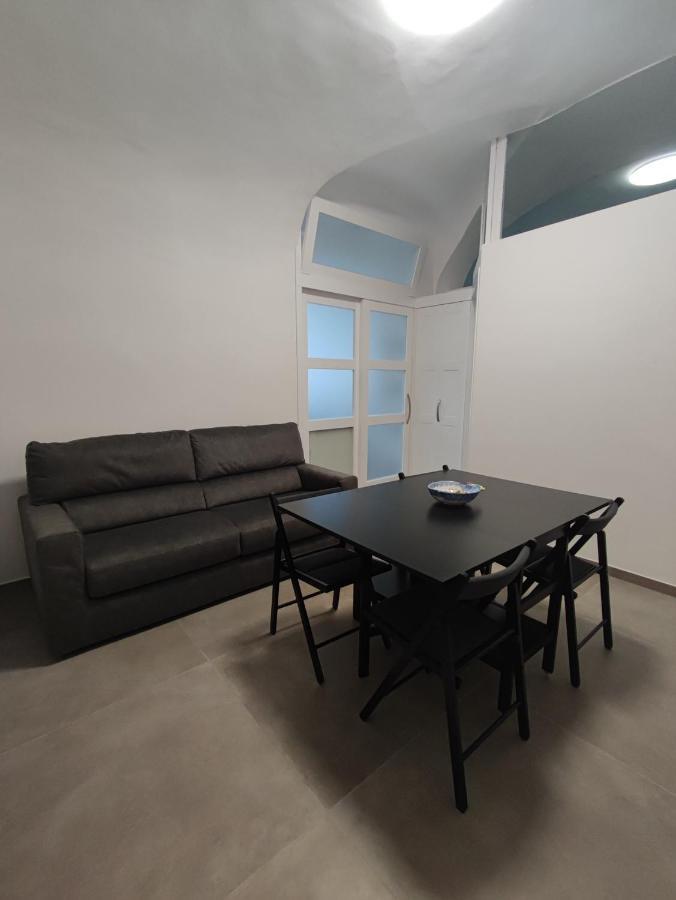 Casa Vacanze - Antico Convento Salerno Buitenkant foto