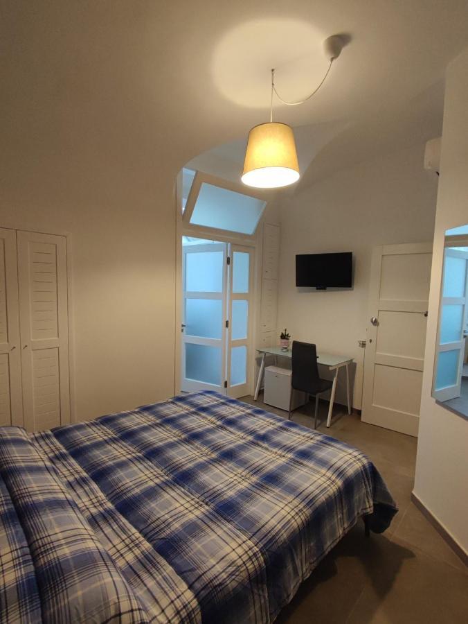 Casa Vacanze - Antico Convento Salerno Buitenkant foto