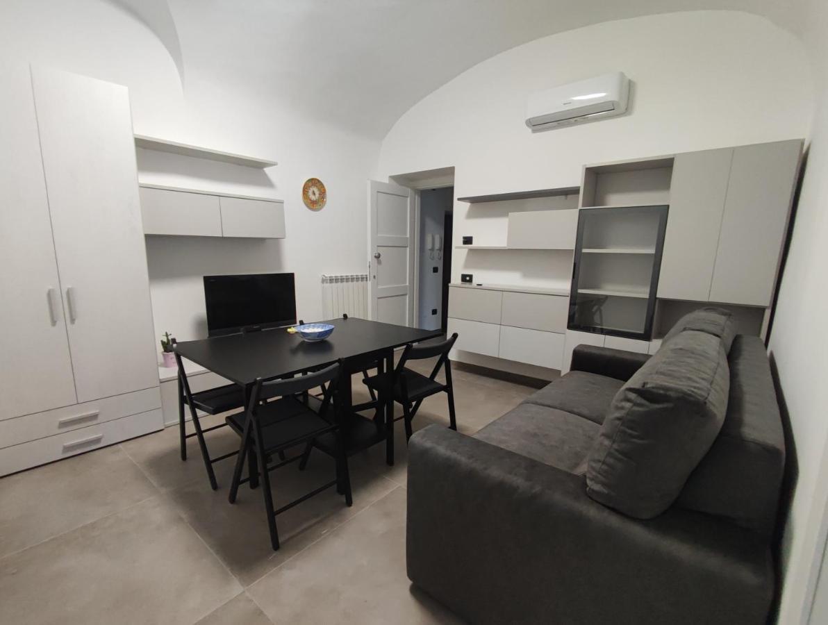 Casa Vacanze - Antico Convento Salerno Buitenkant foto